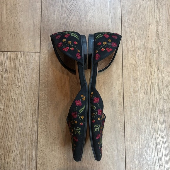 J. Jill Women's Sz 8 Black Floral Embroidered Pointy Toe‎ D'Orsay Slip on Flats - Picture 4 of 8